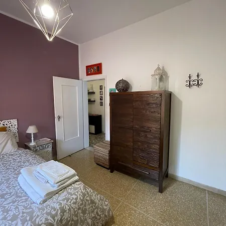 Apartment Bright Well-located